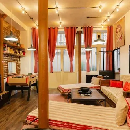 Montmartre Rue Des Martyrs Loft With Ac, 4-7 Peo Apartment
