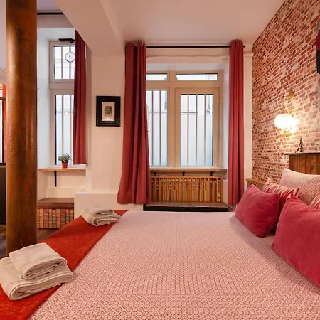 Montmartre Rue Des Martyrs Loft With Ac, 4-7 Peo Apartment