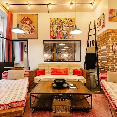 Montmartre Rue Des Martyrs Loft With Ac, 4-7 Peo Apartment Paris