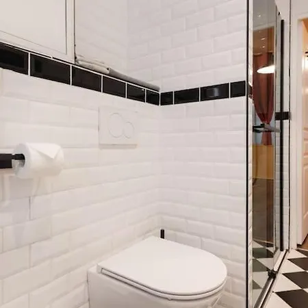 Montmartre Rue Des Martyrs Loft With Ac, 4-7 Peo Paris