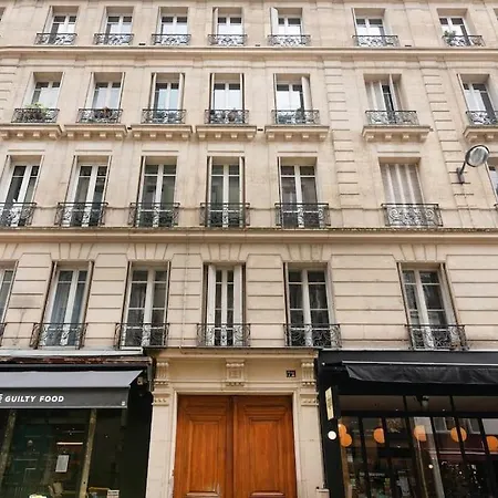 Montmartre Rue Des Martyrs Loft With Ac, 4-7 Peo Apartment