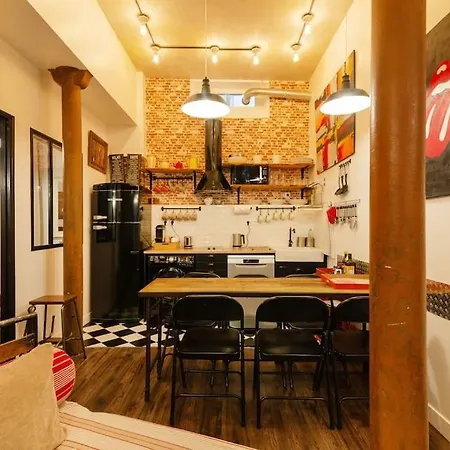 Montmartre Rue Des Martyrs Loft With Ac, 4-7 Peo