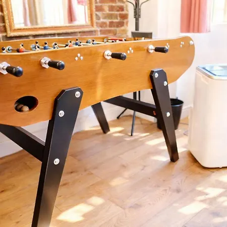 Montmartre Rue Des Martyrs Loft With Ac, 4-7 Peo *