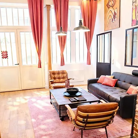 Montmartre Rue Des Martyrs Loft With Ac, 4-7 Peo