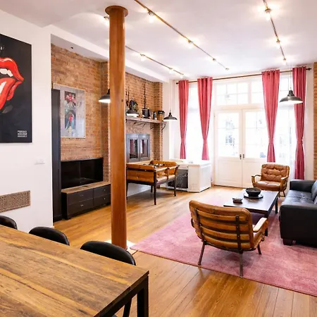 Apartmán Montmartre Rue Des Martyrs Loft With Ac, 4-7 Peo *