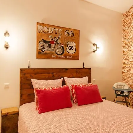 Montmartre Rue Des Martyrs Loft With Ac, 4-7 Peo * פריז